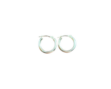 Charger l&#39;image dans la galerie, Yellow Gold Hoop Earrings
