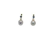 Load image into Gallery viewer, 14K Yellow Gold Freshwater Cultured Pearl Stud Earrings
