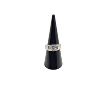 Load image into Gallery viewer, Cubic Zirconia Oval Stone Ring
