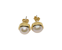 Load image into Gallery viewer, Sterling Silver Gold Plated Freshwater Pearl Stud Earrings
