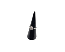 Charger l&#39;image dans la galerie, Sterling Silver Cubic Zirconia Ring
