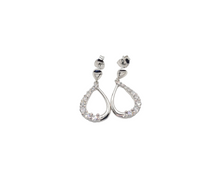 Charger l&#39;image dans la galerie, Sterling Silver Stud Earrings
