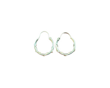 Charger l&#39;image dans la galerie, Yellow Gold Hoop Earrings
