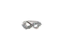 Charger l&#39;image dans la galerie, Sterling Silver With Rhodium Infinity Ring
