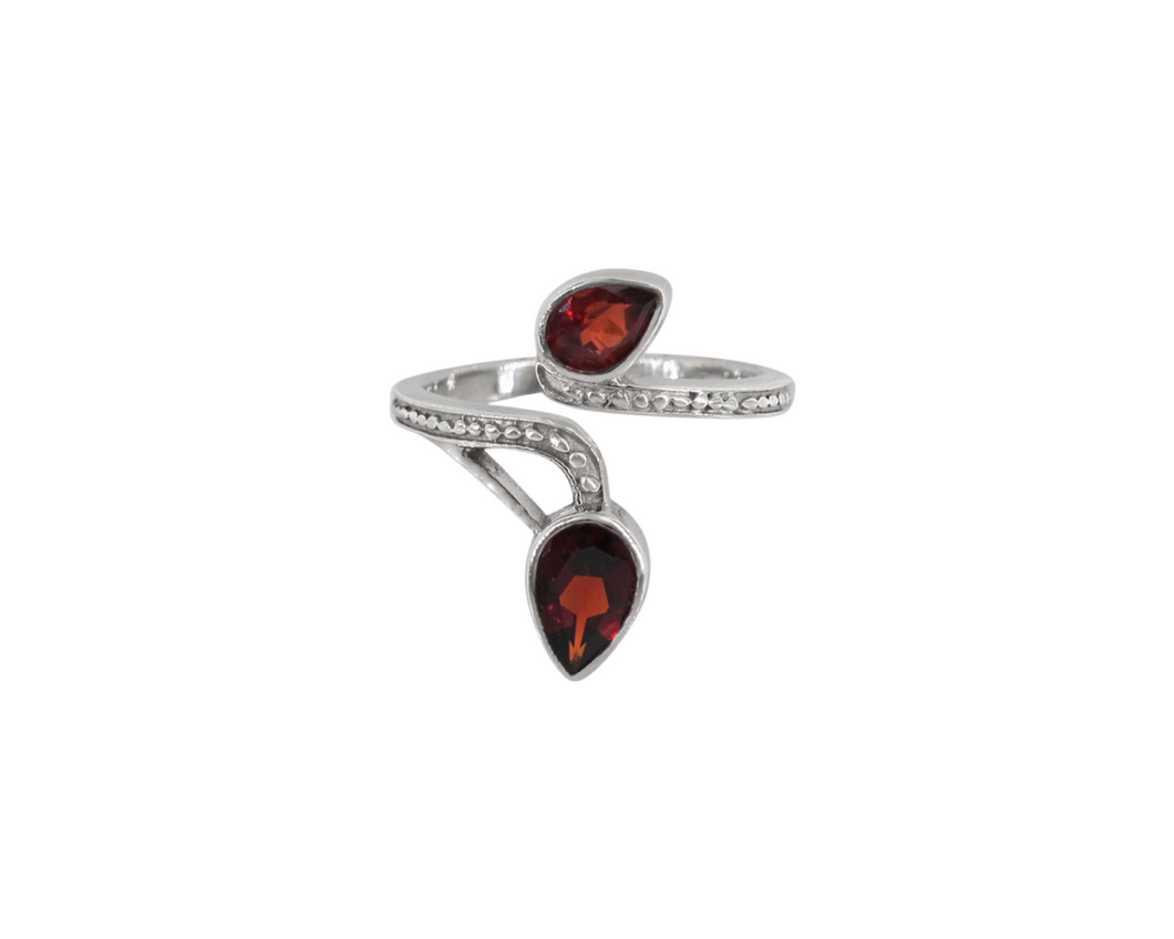 Sterling Silver garnet Stone Ring 