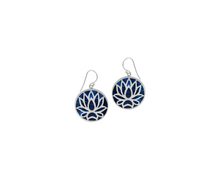 Charger l&#39;image dans la galerie, Sterling Silver Stone Earring color Blue Abalone
