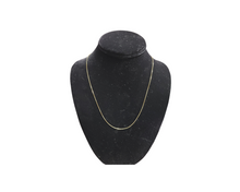 Load image into Gallery viewer, 14k Yellow gold chain necklace box 0.6mm.
