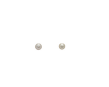 Load image into Gallery viewer, Pearls Earrings
